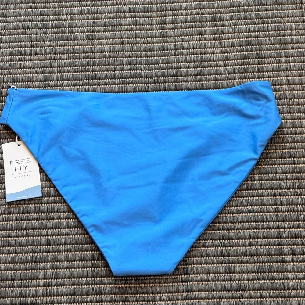 Free Fly Women’s Ultramarine Blue V Bottom